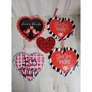 Valentine heart sign lovebirds be mine set glitter hanging